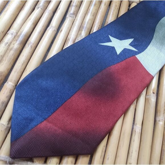 EUC VINTAGE RALPH MARLIN 1998 Red/White/Blue w/Star TEXAS Flag 100% Silk Tie - Picture 10 of 10